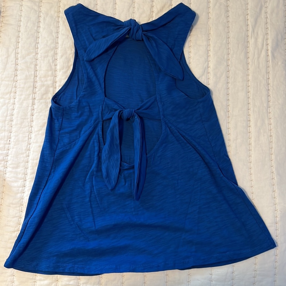 Anthropologie royal blue tank top with back bows - Picture 4 of 4